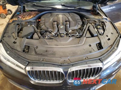 Zdjęcie 11 z 12 samochodu: 2016 BMW 750 XI VIN:WBA7F2C56GG416875 - miniatura