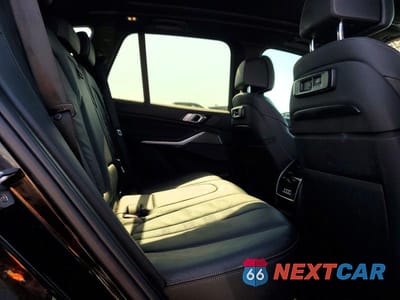 Zdjęcie 11 z 13 samochodu: 2019 BMW X5 XDRIVE50I VIN:5UXJU2C5XKLN66274 - miniatura
