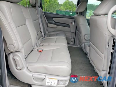 Zdjęcie 11 z 13 samochodu: 2017 HONDA ODYSSEY EXL VIN:5FNRL5H62HB018419 - miniatura