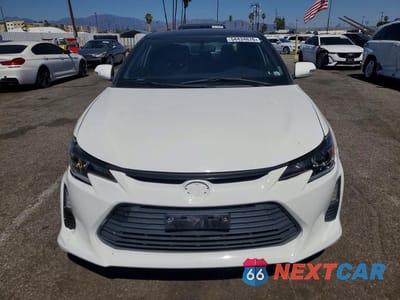 Piąte zdjęcie samochodu w środku: 2016 SCION TC BASE VIN:JTKJF5C78GJ024651 - miniatura