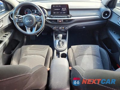 Zdjęcie 8 z 13 samochodu: 2022 KIA FORTE LXS VIN:3KPF24AD4NE432537 - miniatura