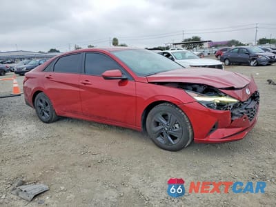 Czwarte zdjęcie samochodu z boku: 2023 HYUNDAI ELANTRA SEL VIN:KMHLM4AG0PU632533 - miniatura