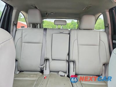 Zdjęcie 10 z 13 samochodu: 2017 TOYOTA HIGHLANDER HYBRID XLE VIN:5TDJGRFH0HS022896 - miniatura