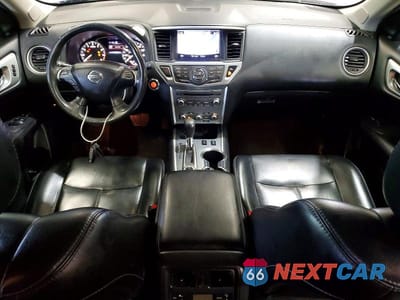 Zdjęcie 8 z 13 samochodu: 2017 NISSAN PATHFINDER SL VIN:5N1DR2MM8HC647428 - miniatura