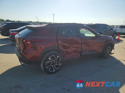 Trzecie zdjęcie samochodu z tyłu: 2025 CHEVROLET TRAX 2RS VIN:KL77LJEP0SC008096 - miniatura