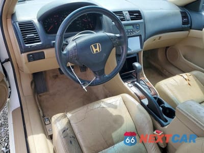 Zdjęcie 8 z 12 samochodu: 2006 HONDA ACCORD EX VIN:1HGCM726X6A020417 - miniatura