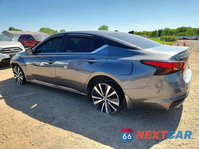 Drugie zdjęcie samochodu z przodu: 2019 NISSAN ALTIMA SR VIN:1N4BL4CW2KN320536 - miniatura