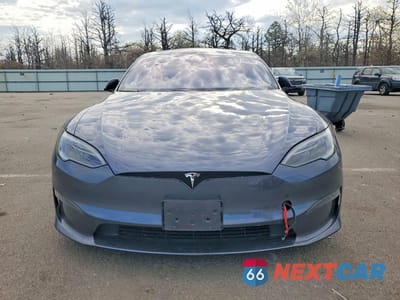 Piąte zdjęcie samochodu w środku: 2023 TESLA MODEL S VIN:5YJSA1E53PF518342 - miniatura