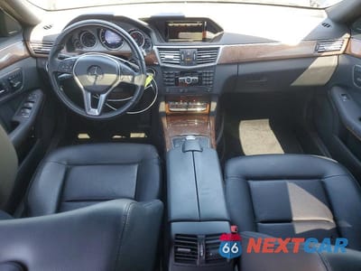 Zdjęcie 8 z 12 samochodu: 2013 MERCEDES-BENZ E 350 4MATIC VIN:WDDHF8JB4DA692348 - miniatura