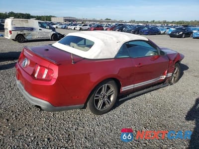 Trzecie zdjęcie samochodu z tyłu: 2010 FORD MUSTANG VIN:1ZVBP8EN0A5162428 - miniatura