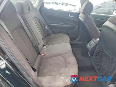Zdjęcie 10 z 12 samochodu: 2019 KIA OPTIMA LX VIN:5XXGT4L34KG343365 - miniatura
