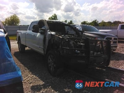Czwarte zdjęcie samochodu z boku: 2020 FORD F350 SUPER DUTY VIN:1FT8W3BTXLEE60865 - miniatura