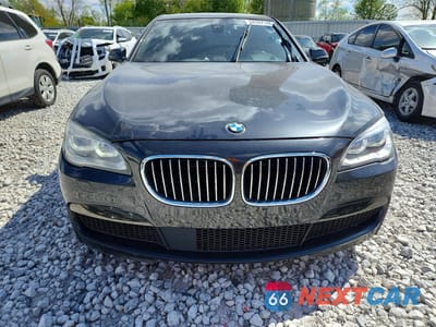 Piąte zdjęcie samochodu w środku: 2015 BMW 750 XI VIN:WBAYB6C5XFD966121 - miniatura
