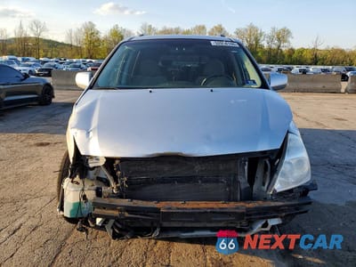 Piąte zdjęcie samochodu w środku: 2010 KIA SEDONA LX VIN:KNDMG4C34A6330474 - miniatura