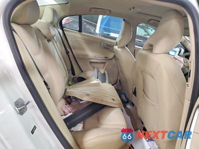 Zdjęcie 10 z 12 samochodu: 2015 VOLVO S60 PREMIER VIN:YV140MFK0F2356473 - miniatura