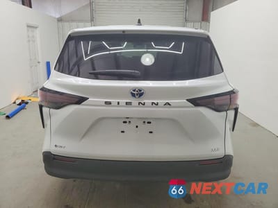 Zdjęcie 6 z 13 samochodu: 2025 TOYOTA SIENNA XLE 8-PASSENGER VIN:5TDYRKEC1SS262276 - miniatura