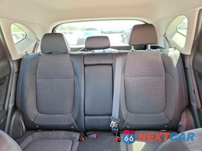 Zdjęcie 10 z 13 samochodu: 2021 KIA SELTOS S VIN:KNDEUCA28M7134943 - miniatura
