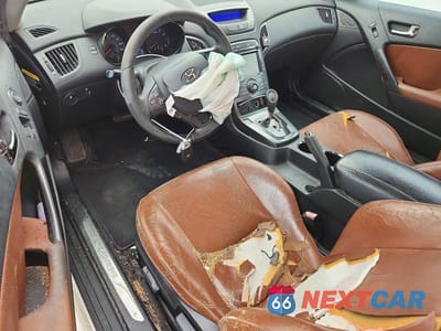 Zdjęcie 8 z 12 samochodu: 2012 HYUNDAI GENESIS COUPE 3.8L VIN:KMHHU6KH3CU068315 - miniatura