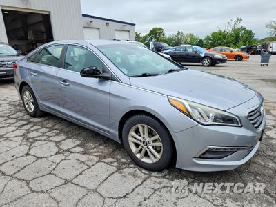 Czwarte zdjęcie samochodu z boku: 2015 HYUNDAI SONATA SE VIN:5NPE24AF8FH238037 - miniatura
