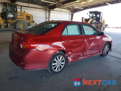 Trzecie zdjęcie samochodu z tyłu: 2010 TOYOTA COROLLA BASE VIN:2T1BU4EE9AC500044 - miniatura