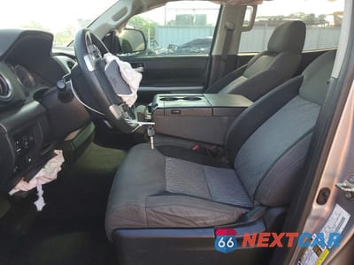 Zdjęcie 7 z 12 samochodu: 2016 TOYOTA TUNDRA CREWMAX SR5 VIN:5TFEM5F10GX108692 - miniatura