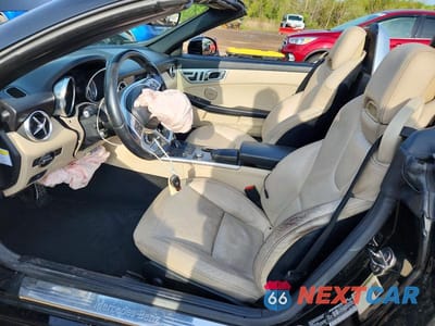 Zdjęcie 7 z 13 samochodu: 2013 MERCEDES-BENZ SLK 250 VIN:WDDPK4HA2DF055202 - miniatura
