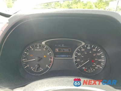 Zdjęcie 9 z 13 samochodu: 2016 NISSAN PATHFINDER SV VIN:5N1AR2MM9GC628758 - miniatura