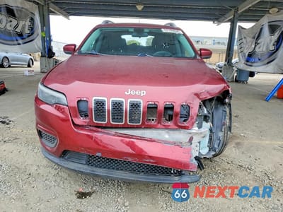 Piąte zdjęcie samochodu w środku: 2020 JEEP CHEROKEE LATITUDE VIN:1C4PJLCB7LD536371 - miniatura