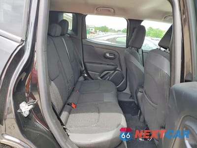 Zdjęcie 11 z 14 samochodu: 2023 JEEP RENEGADE LATITUDE VIN:ZACNJDB10PPP39208 - miniatura