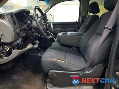 Zdjęcie 7 z 12 samochodu: 2012 CHEVROLET SILVERADO K1500 LS VIN:3GCPKREA2CG133521 - miniatura