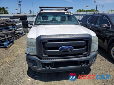 Piąte zdjęcie samochodu w środku: 2012 FORD F250 SUPER DUTY VIN:1FDBF2A61CEA17897 - miniatura