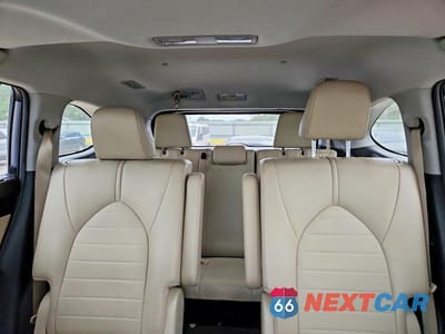 Zdjęcie 10 z 13 samochodu: 2021 TOYOTA HIGHLANDER HYBRID XLE VIN:5TDHBRCHXMS031035 - miniatura