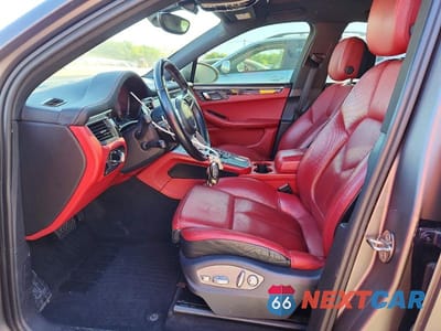 Zdjęcie 7 z 12 samochodu: 2015 PORSCHE MACAN S VIN:WP1AB2A51FLB60141 - miniatura