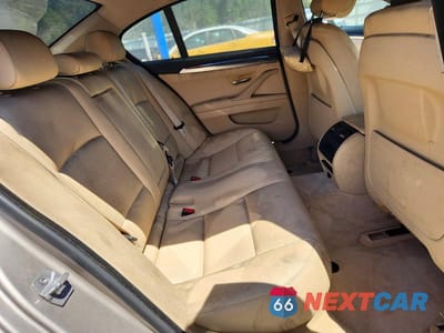 Zdjęcie 10 z 12 samochodu: 2015 BMW 535 I VIN:WBA5B1C50FD918455 - miniatura