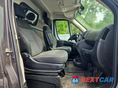 Zdjęcie 11 z 13 samochodu: 2016 RAM PROMASTER 2500 DELIVERY VAN VIN:3C6TRVDG3GE110055 - miniatura