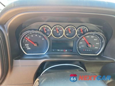 Zdjęcie 9 z 12 samochodu: 2020 CHEVROLET SILVERADO K1500 LT VIN:3GCUYDED1LG438264 - miniatura