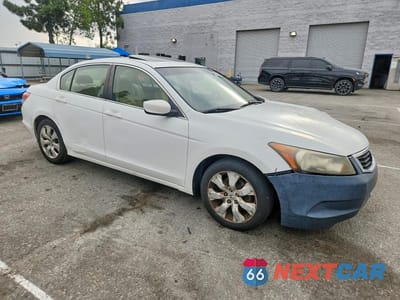 Czwarte zdjęcie samochodu z boku: 2008 HONDA ACCORD EXL VIN:JHMCP26828C075700 - miniatura