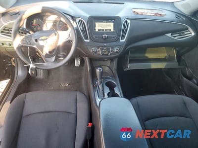 Zdjęcie 8 z 12 samochodu: 2017 CHEVROLET MALIBU LS VIN:1G1ZB5ST1HF181410 - miniatura
