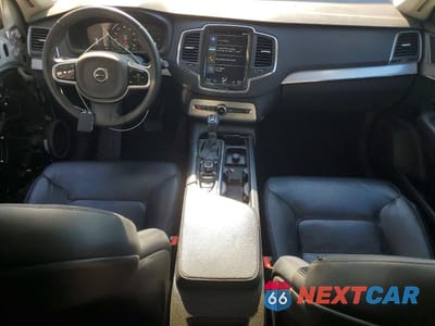 Zdjęcie 8 z 14 samochodu: 2017 VOLVO XC90 T5 VIN:YV4102XK6H1140418 - miniatura