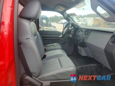 Zdjęcie 10 z 12 samochodu: 2016 FORD F550 SUPER DUTY DELIVERY TRUCK VIN:1FDUF5GY7GEA60214 - miniatura