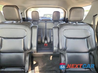 Zdjęcie 10 z 13 samochodu: 2021 FORD EXPLORER XLT VIN:1FMSK8DH1MGC37185 - miniatura