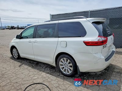 Drugie zdjęcie samochodu z przodu: 2017 TOYOTA SIENNA XLE PREMIUM 7-PASSENGER VIN:5TDDZ3DC2HS161164 - miniatura