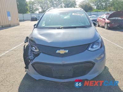 Piąte zdjęcie samochodu w środku: 2021 CHEVROLET BOLT EV PREMIER VIN:1G1FZ6S07M4100541 - miniatura