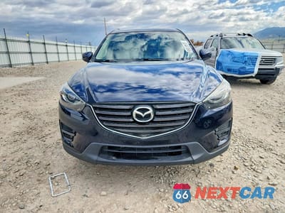 Piąte zdjęcie samochodu w środku: 2016 MAZDA CX-5 GT VIN:JM3KE4DY1G0725366 - miniatura