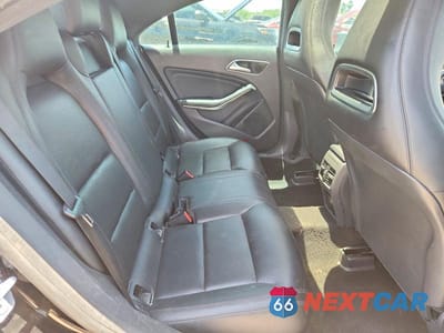 Zdjęcie 10 z 12 samochodu: 2014 MERCEDES-BENZ CLA 250 VIN:WDDSJ4EB7EN152218 - miniatura