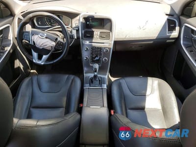 Zdjęcie 8 z 13 samochodu: 2015 VOLVO XC60 T5 PREMIER VIN:YV4612RK5F2719228 - miniatura
