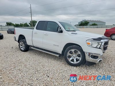 Czwarte zdjęcie samochodu z boku: 2022 RAM 1500 BIG HORN VIN:1C6SRFBT2NN420515 - miniatura
