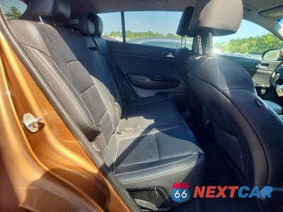 Zdjęcie 10 z 12 samochodu: 2018 KIA SPORTAGE EX VIN:KNDPNCACXJ7373663 - miniatura