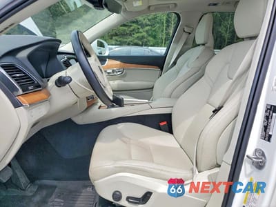 Zdjęcie 7 z 14 samochodu: 2022 VOLVO XC90 T6 MOMENTUM VIN:YV4A22PK9N1830640 - miniatura