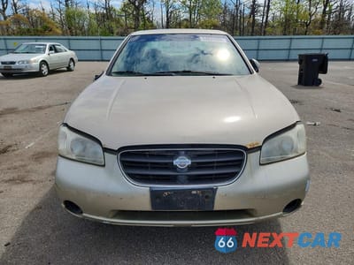 Piąte zdjęcie samochodu w środku: 2000 NISSAN MAXIMA GXE VIN:JN1CA31D5YT720887 - miniatura
